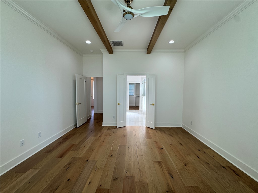 Crescent View - Residential