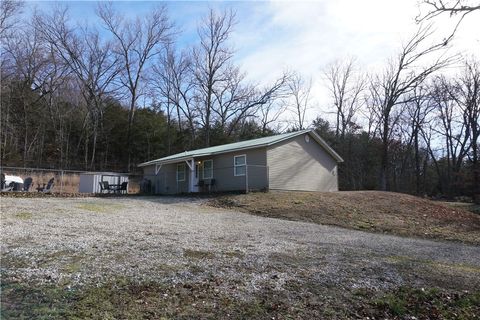 Photo of 178 Madison 2615, Huntsville, AR 72740 (MLS # 1337716)