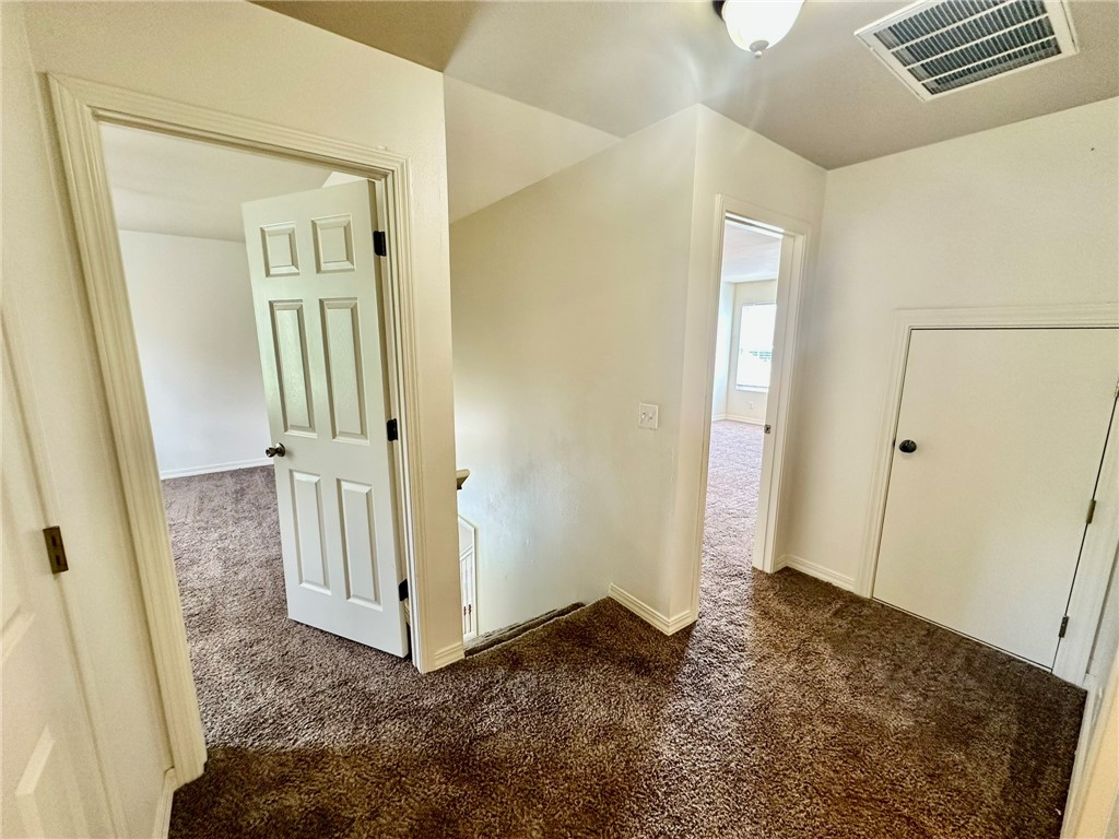 CHAMPIONS ESTATES-ROGERS - Residential Lease