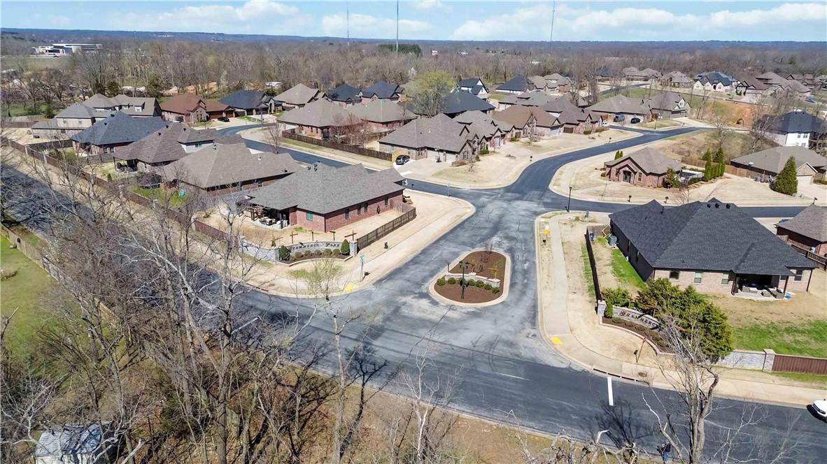 GRAMMERCY PARK SUB PH 1-BENTONVILLE - Residential