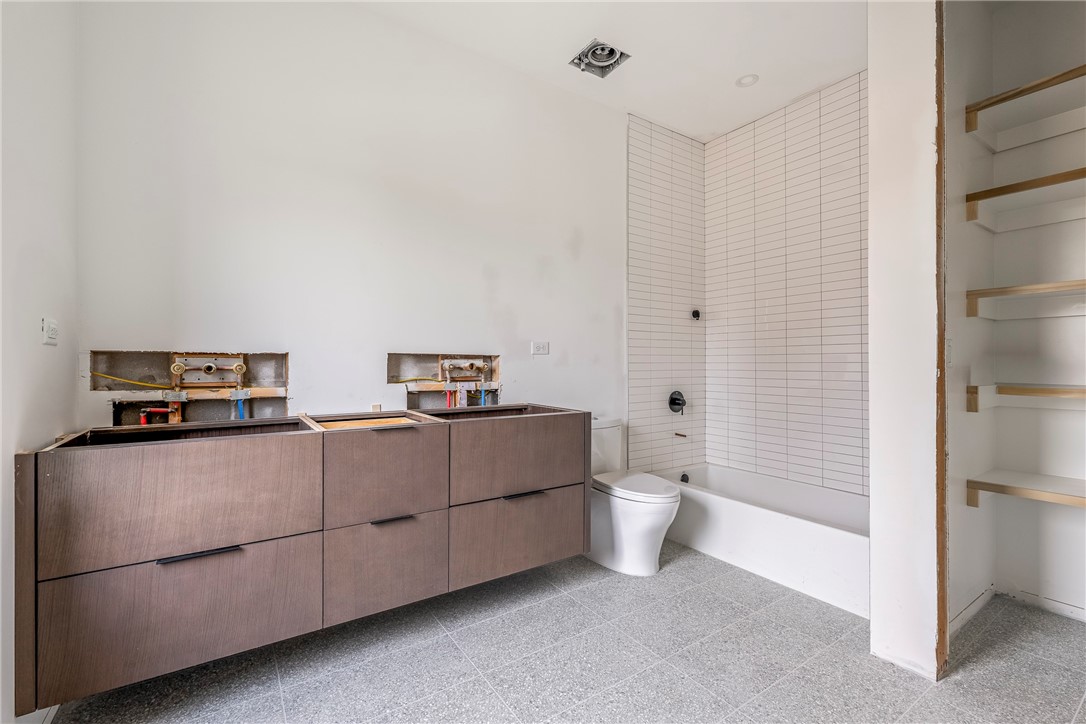 LIGHTBOX AT MARKET-BENTONVILLE - Residential