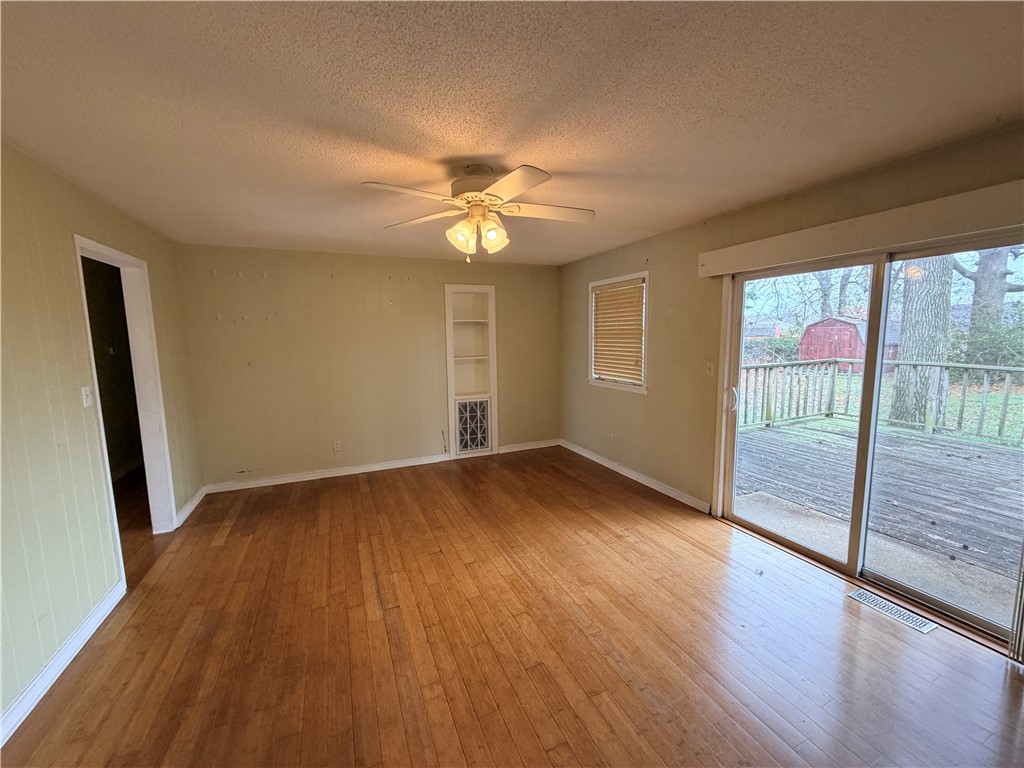 Killebrew Sub 2nd Siloam Spgs - Residential