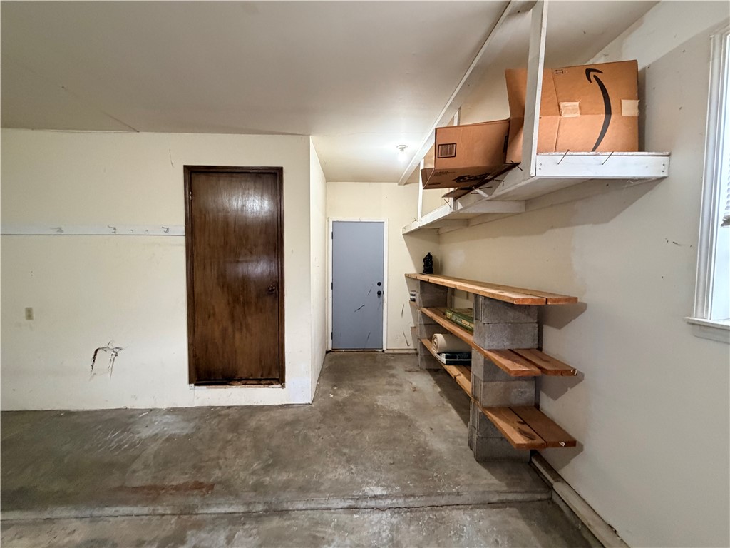 Killebrew Sub 2nd Siloam Spgs - Residential