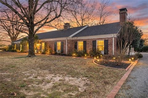 Photo of 2201 N 58th Street, Fort Smith, AR 72904 (MLS # 1334472)