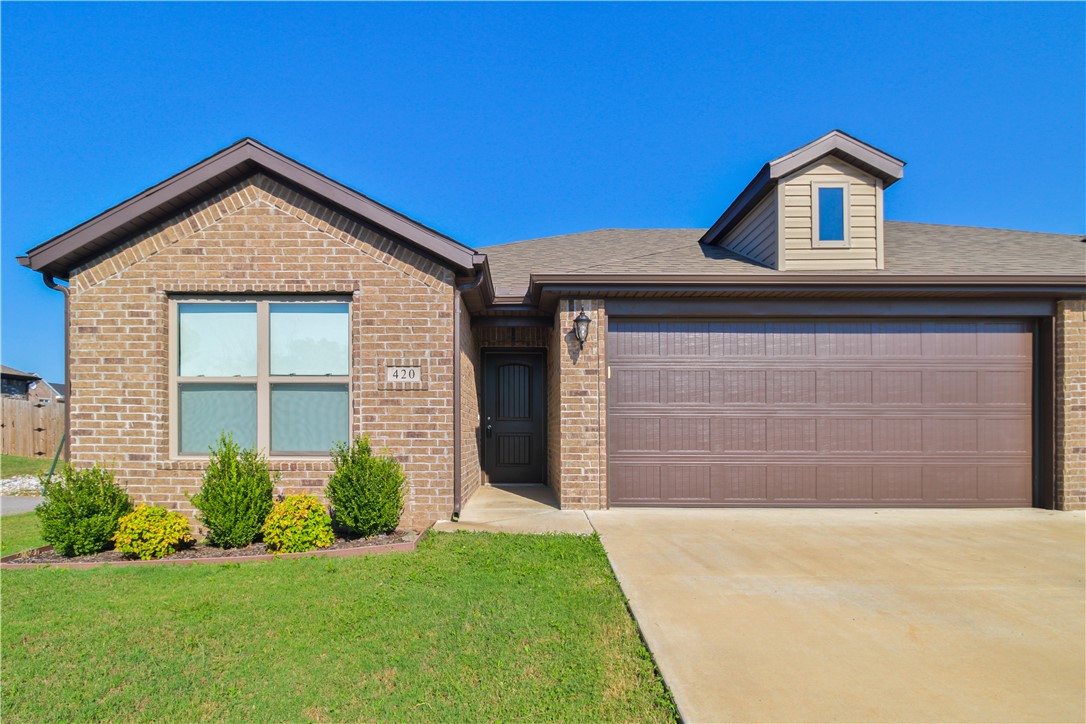 Upscale duplex in well maintained neighborhood with Dog park. Home features durable ceramic tiled flooring in main living spaces and carpet in bedrooms. Large back patio space extra concrete was poured to more than double the concrete space in the backyard. Fenced in backyard and extra parking next to the house. Granite countertops, Double vanity in primary bathroom, with walk-in closet. 9ft trayed ceilings in living space and the primary bedroom. Stainless steel appliances and a gas range included!