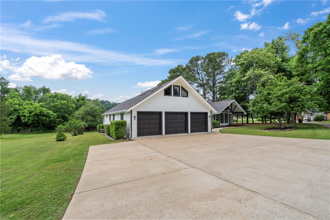 Vans Lakeside Acres Rurban - Residential