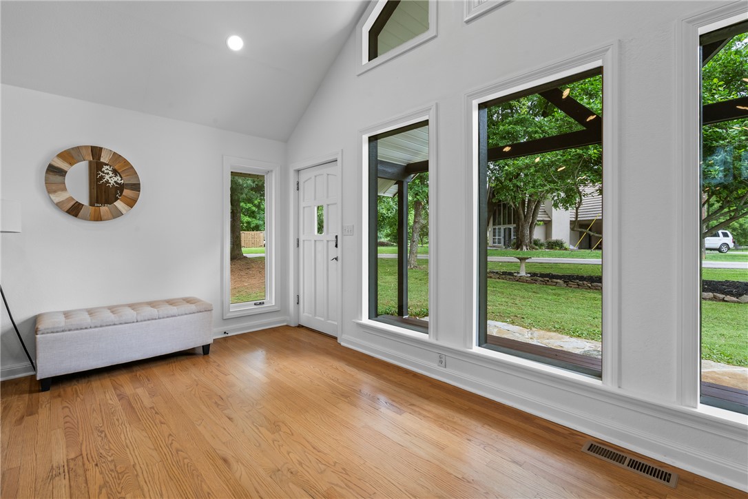 Vans Lakeside Acres Rurban - Residential