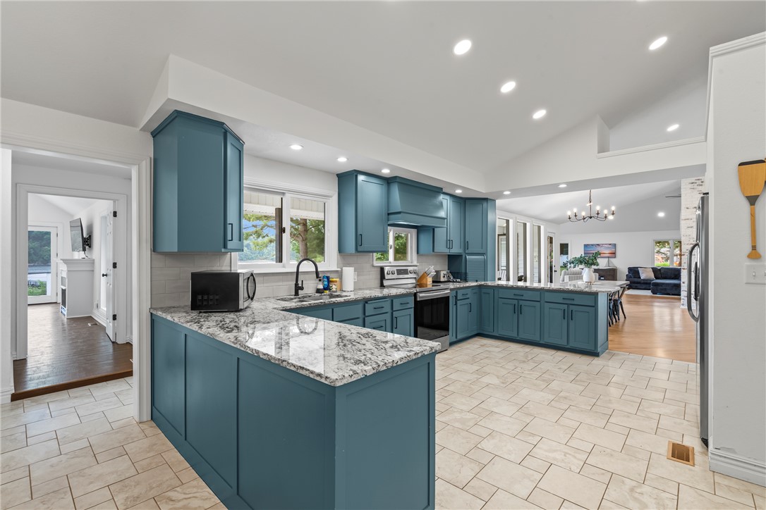 Vans Lakeside Acres Rurban - Residential