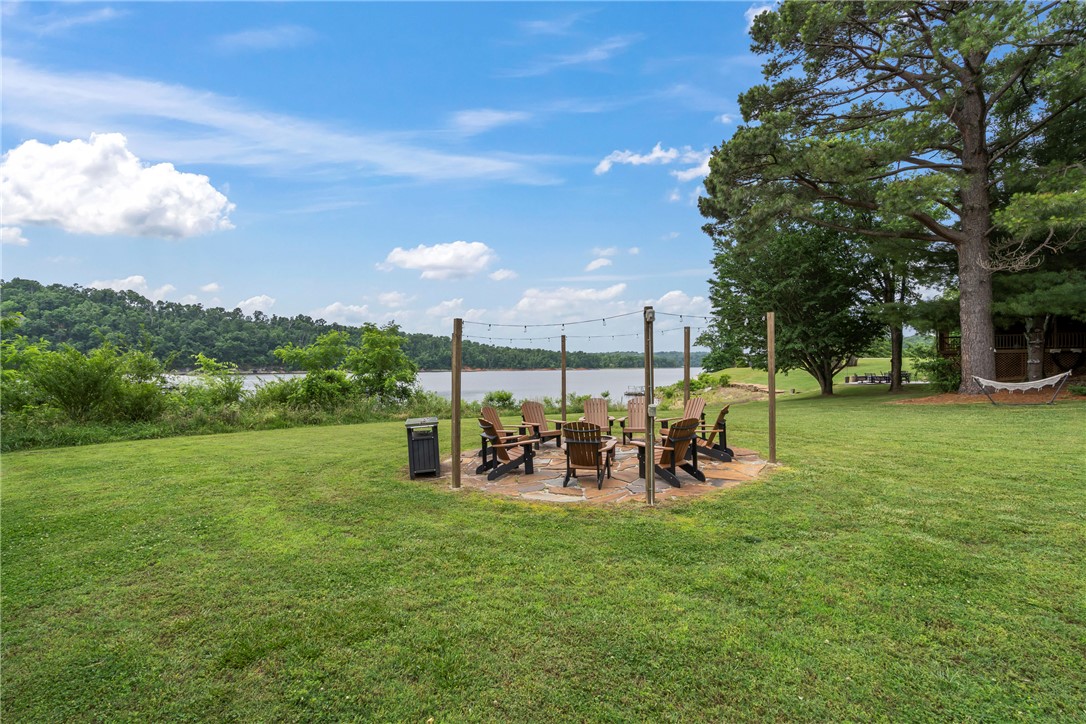 Vans Lakeside Acres Rurban - Residential
