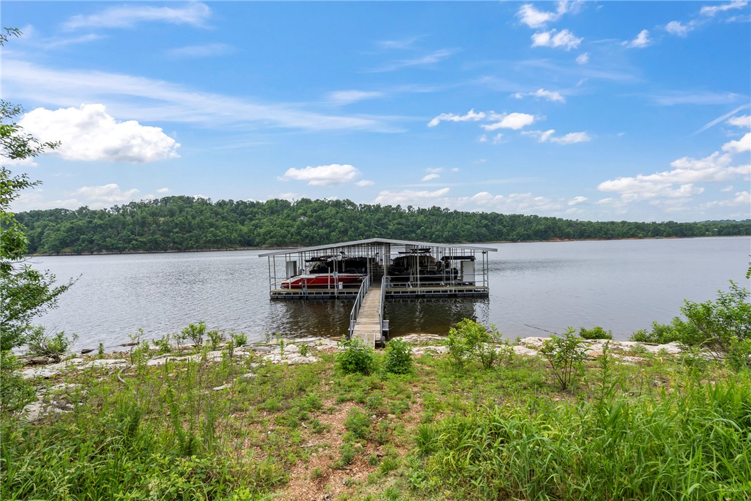 Vans Lakeside Acres Rurban - Residential