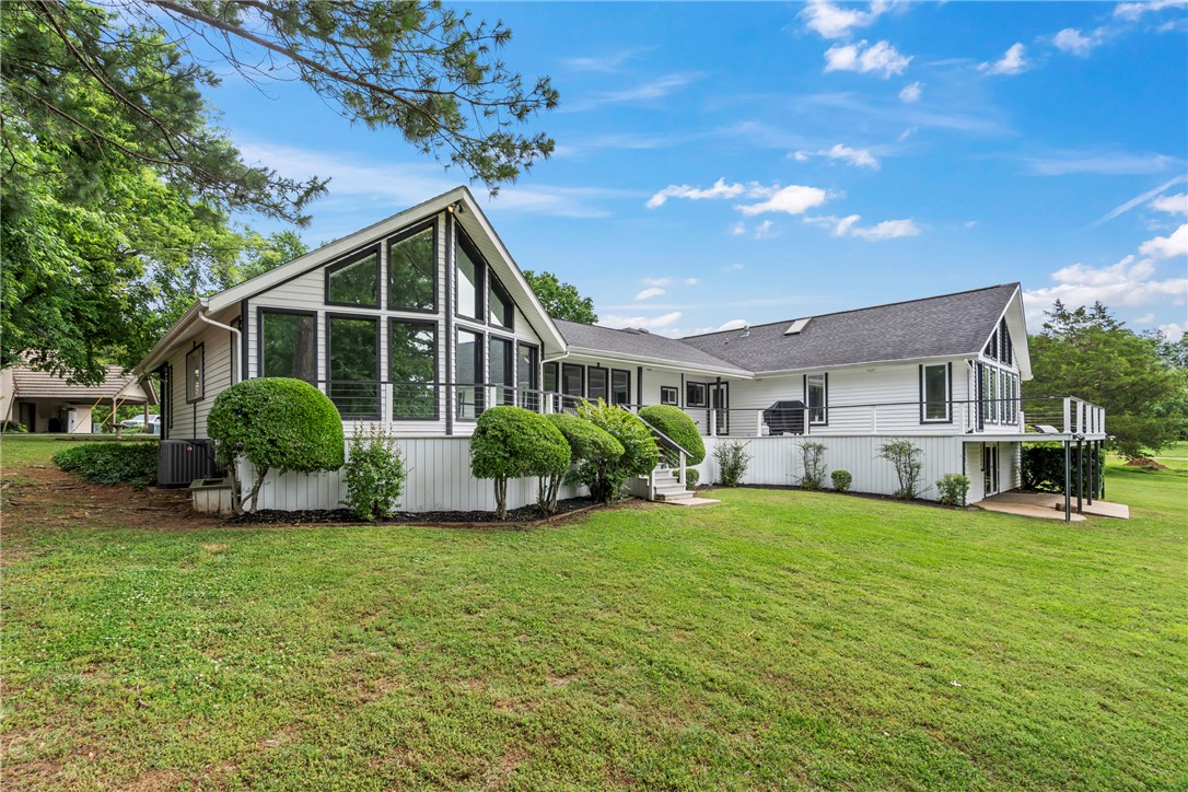 Vans Lakeside Acres Rurban - Residential