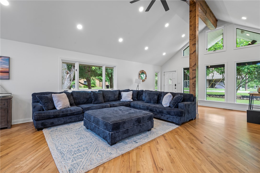 Vans Lakeside Acres Rurban - Residential