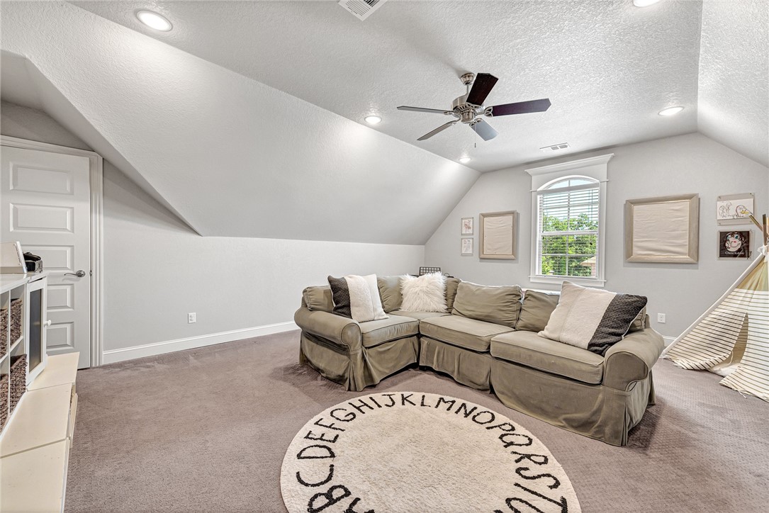 Woods Creek - Residential