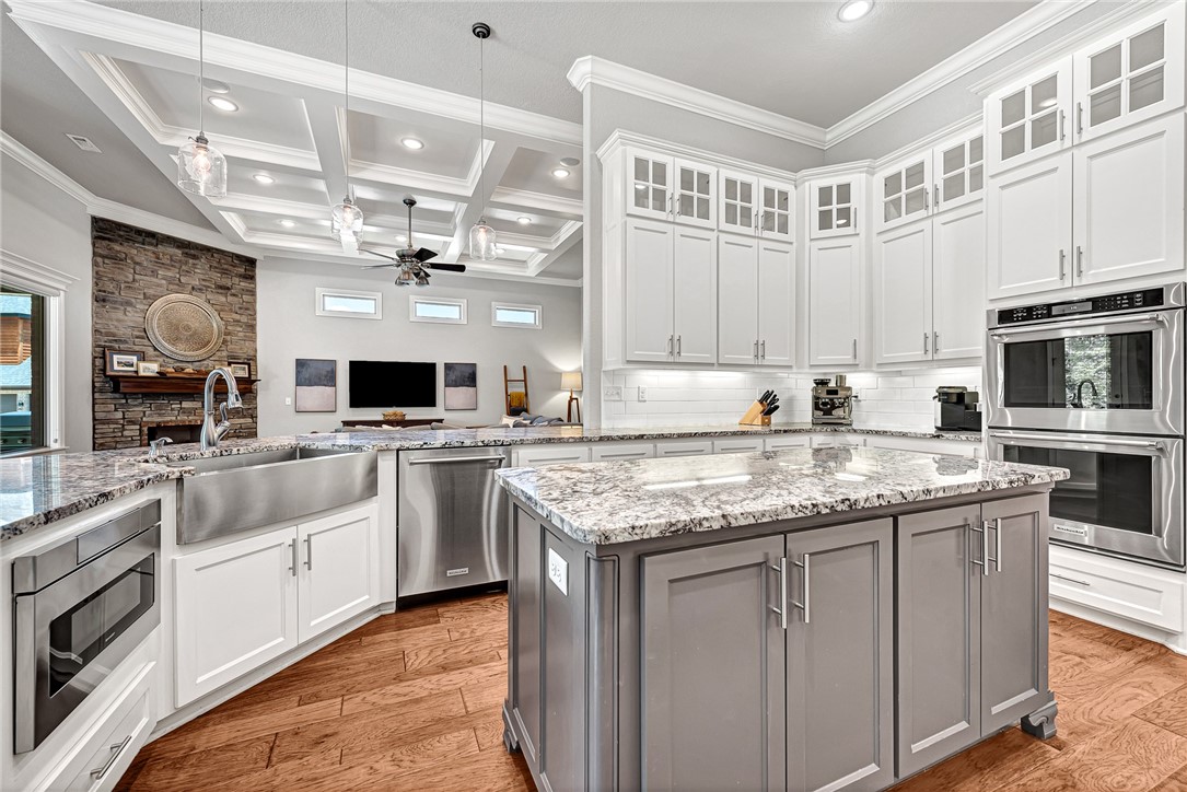 Woods Creek - Residential