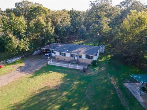 Photo of 14179 State Highway 22, Dardanelle, AR 72834 (MLS # 1337849)