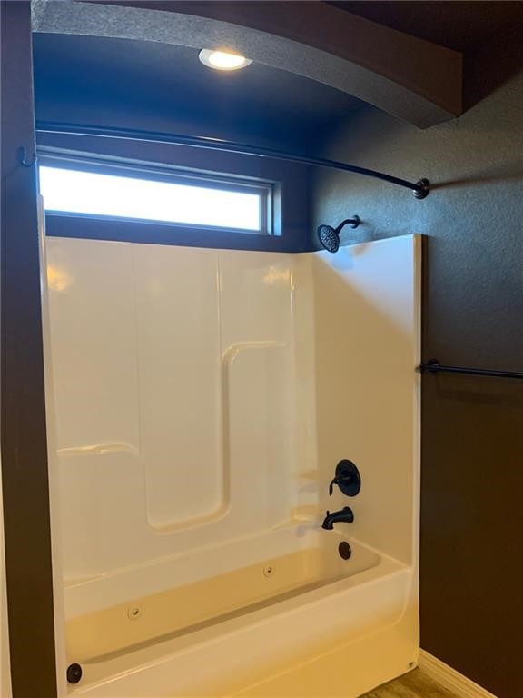Holcomb Heights - Residential Lease