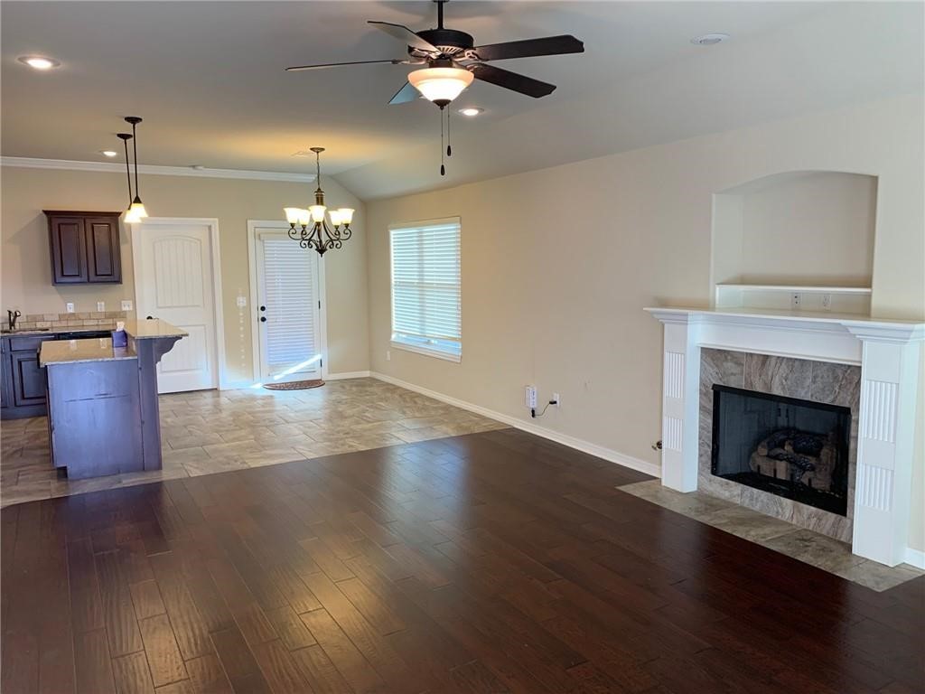 Holcomb Heights - Residential Lease
