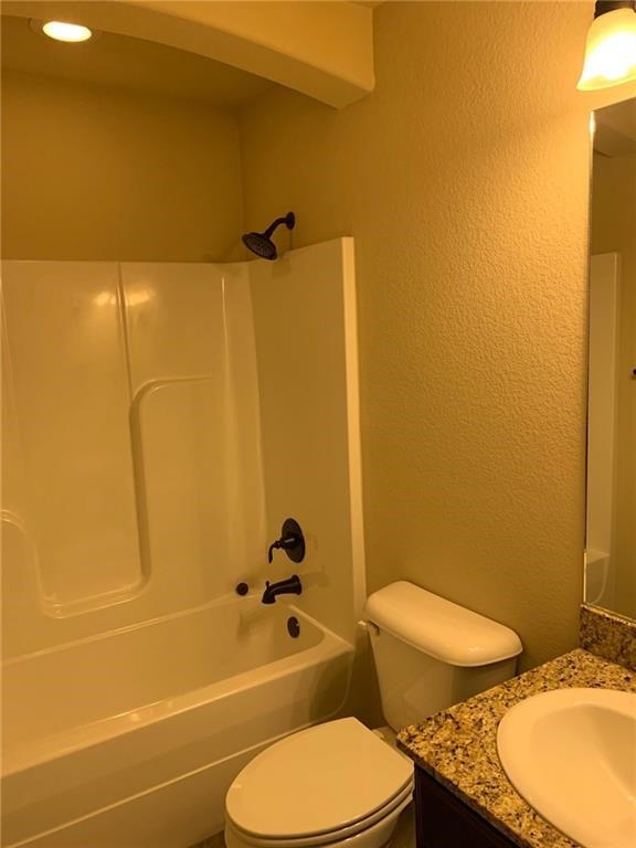 Holcomb Heights - Residential Lease