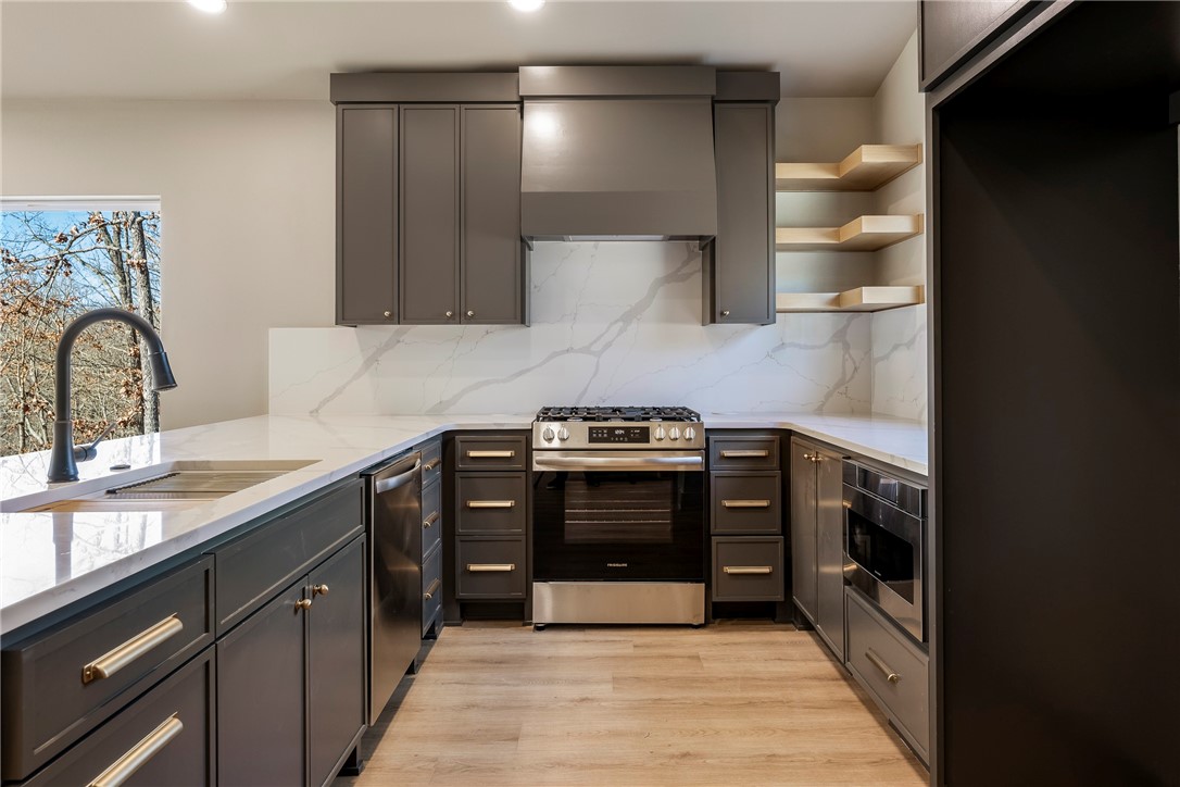 Selkirk Sub Bvv - Residential