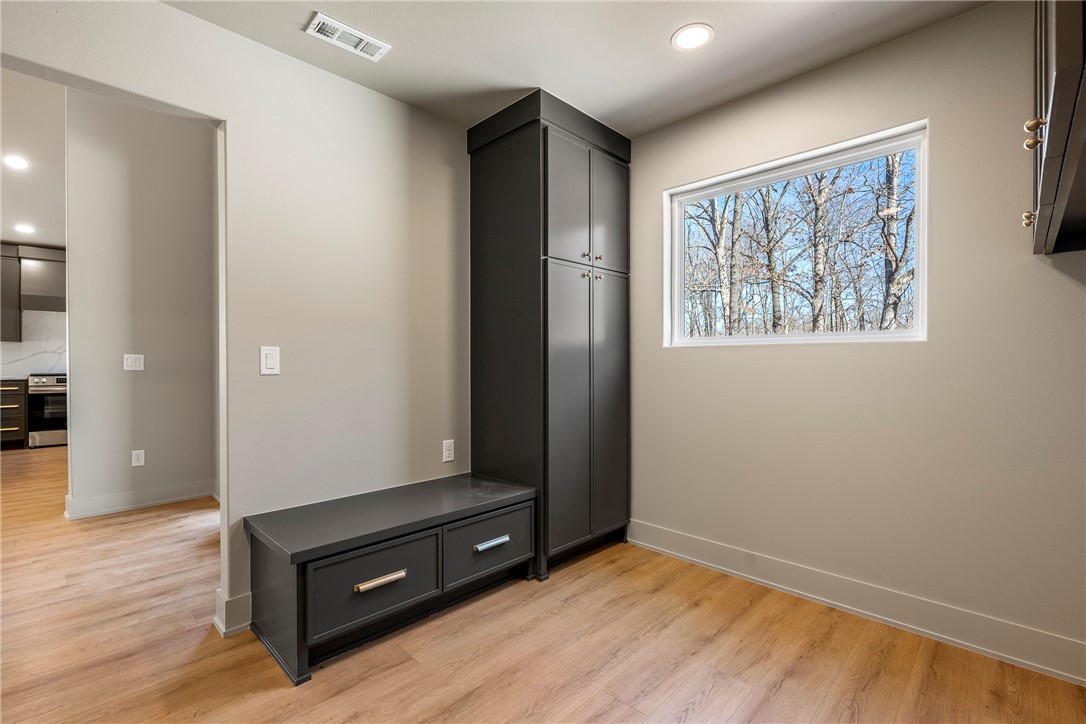 Selkirk Sub Bvv - Residential