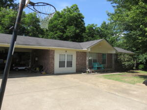 3/1.5 Brick home! Great location. Fenced, large lawn!