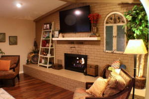 A fabulous find! Nestled privately in River Oaks Subdivision is where you will find this stunningly modernized 3 bdrm, 2 bath home. Features open floor plan, exquisite master bath, pecan wood floors, a chefs dream kitchen with quartz counter tops, 6' island, and stainless appliances. Additional features are bonus room/office, under house workshop plus 3 car garage! Don't miss your opportunity!