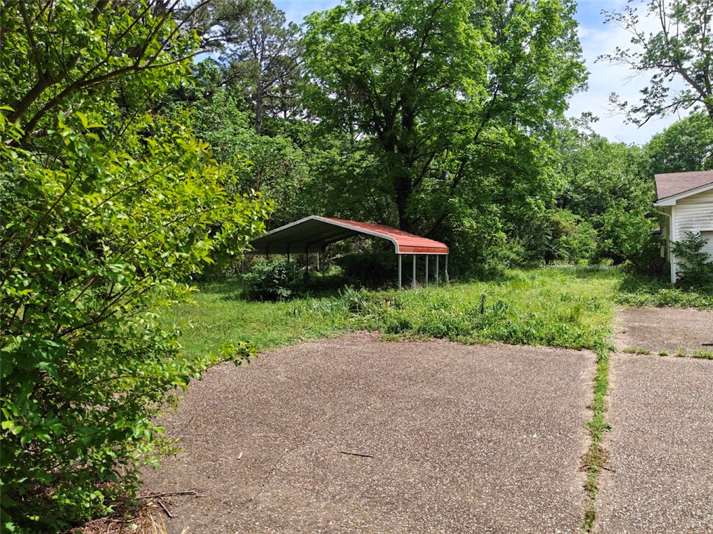 Fayetteville Outlots - Land
