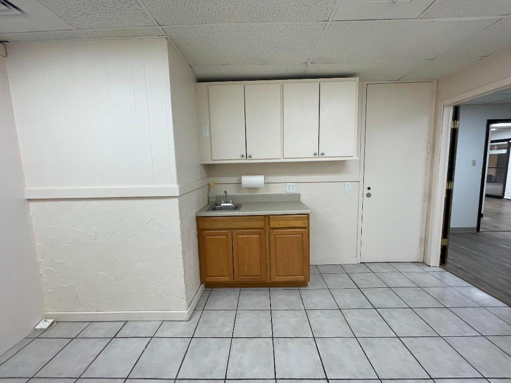 Hall - Commercial Sale