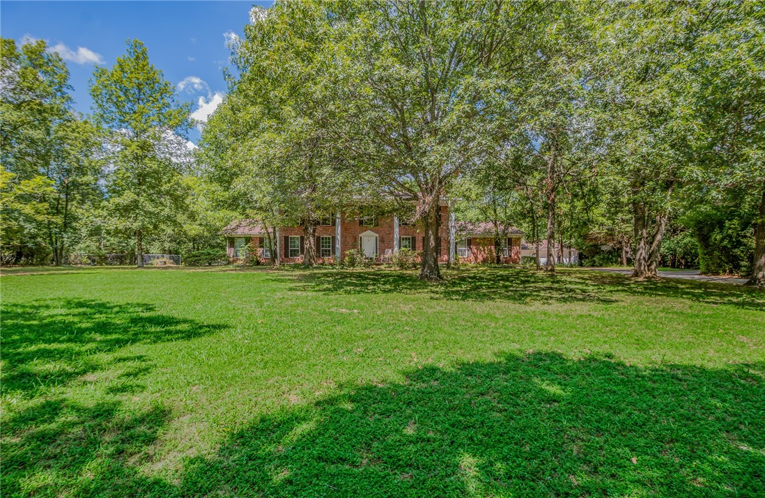 Sherwood Forest Estates - Residential