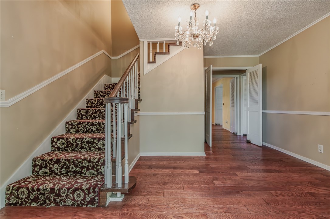 Sherwood Forest Estates - Residential