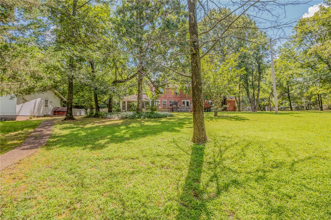 Sherwood Forest Estates - Residential