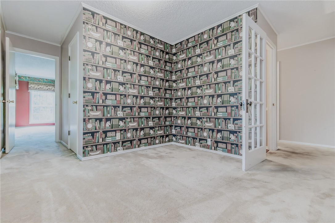 Sherwood Forest Estates - Residential