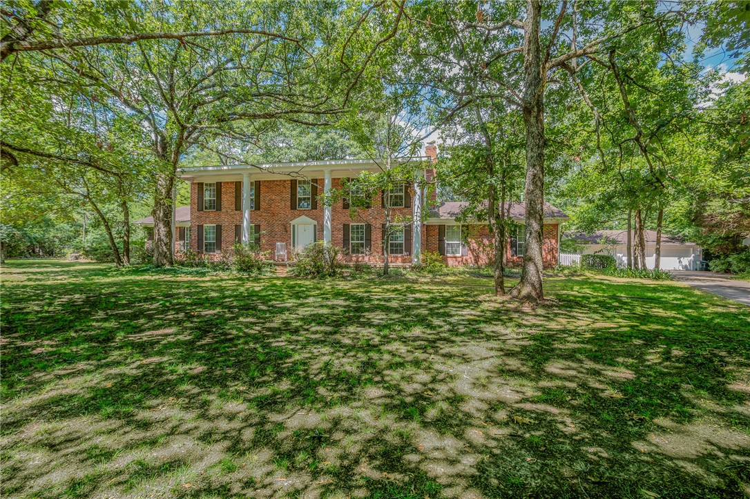 Sherwood Forest Estates - Residential