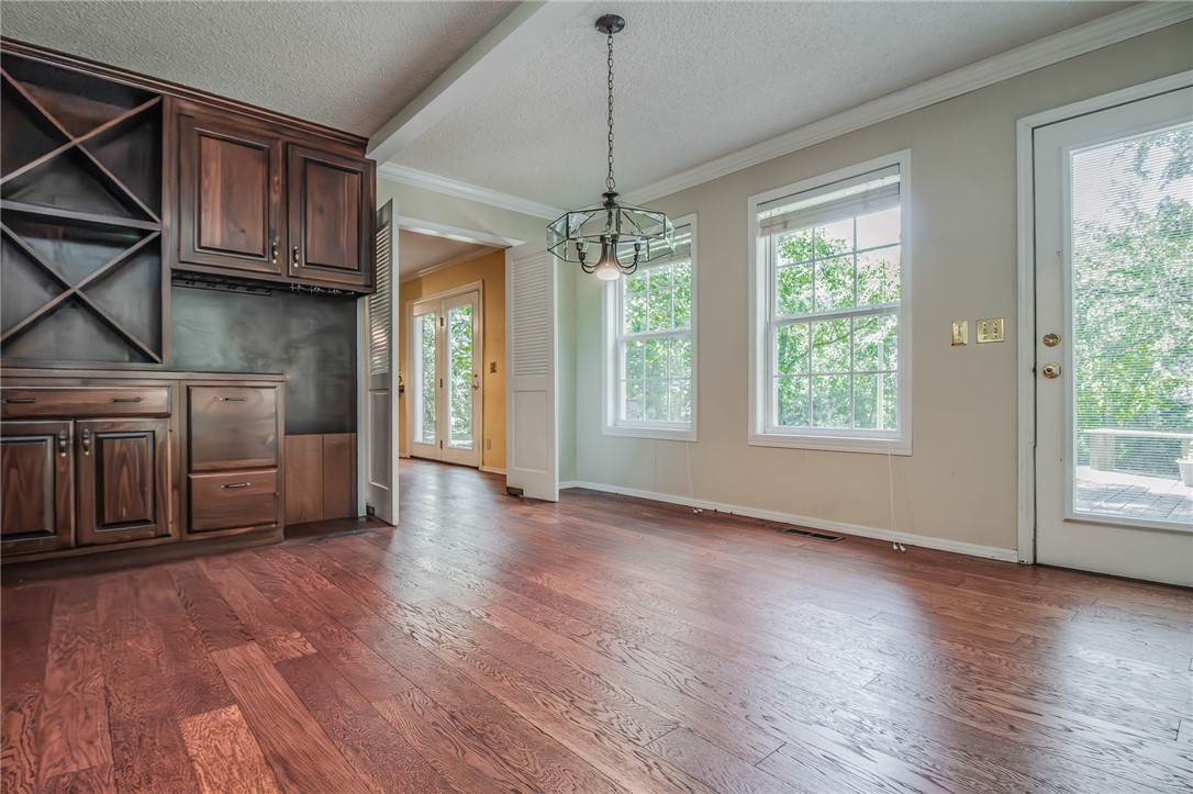 Sherwood Forest Estates - Residential