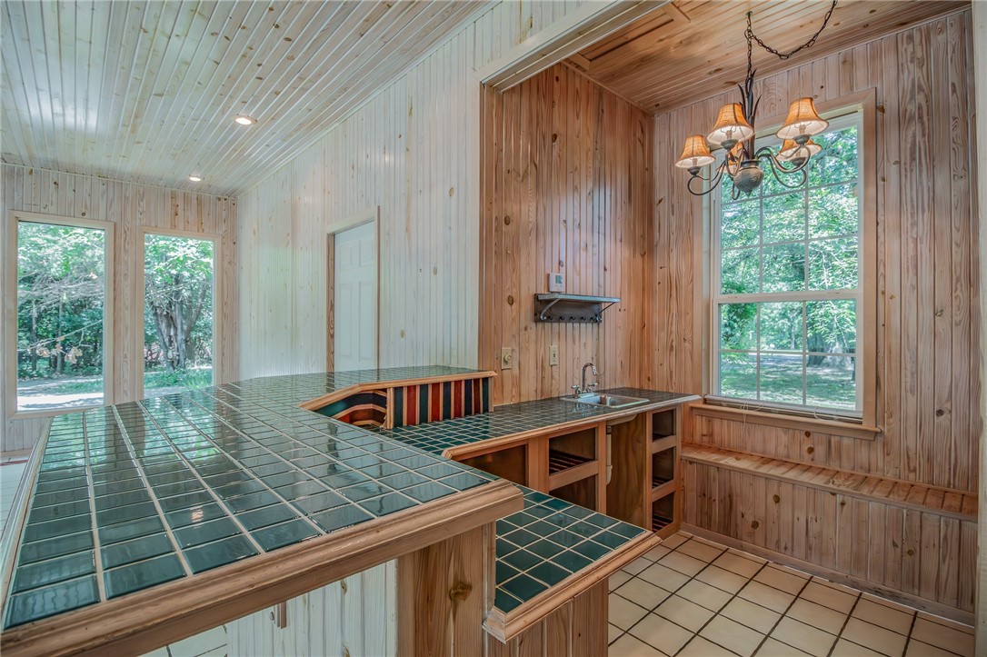 Sherwood Forest Estates - Residential