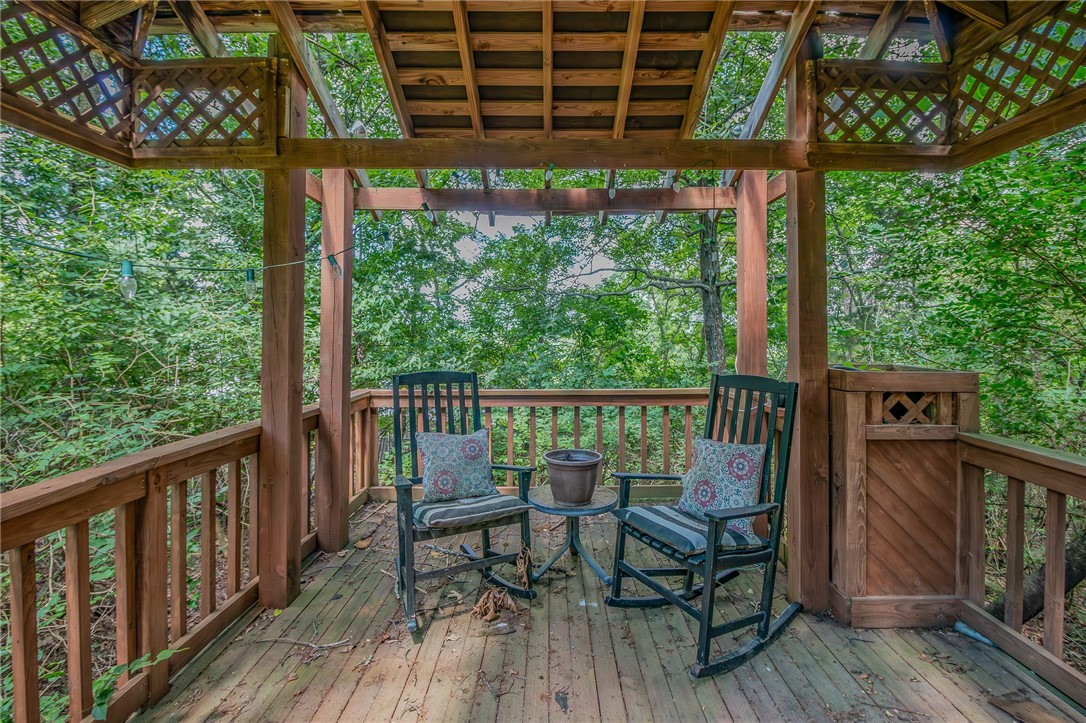 Sherwood Forest Estates - Residential