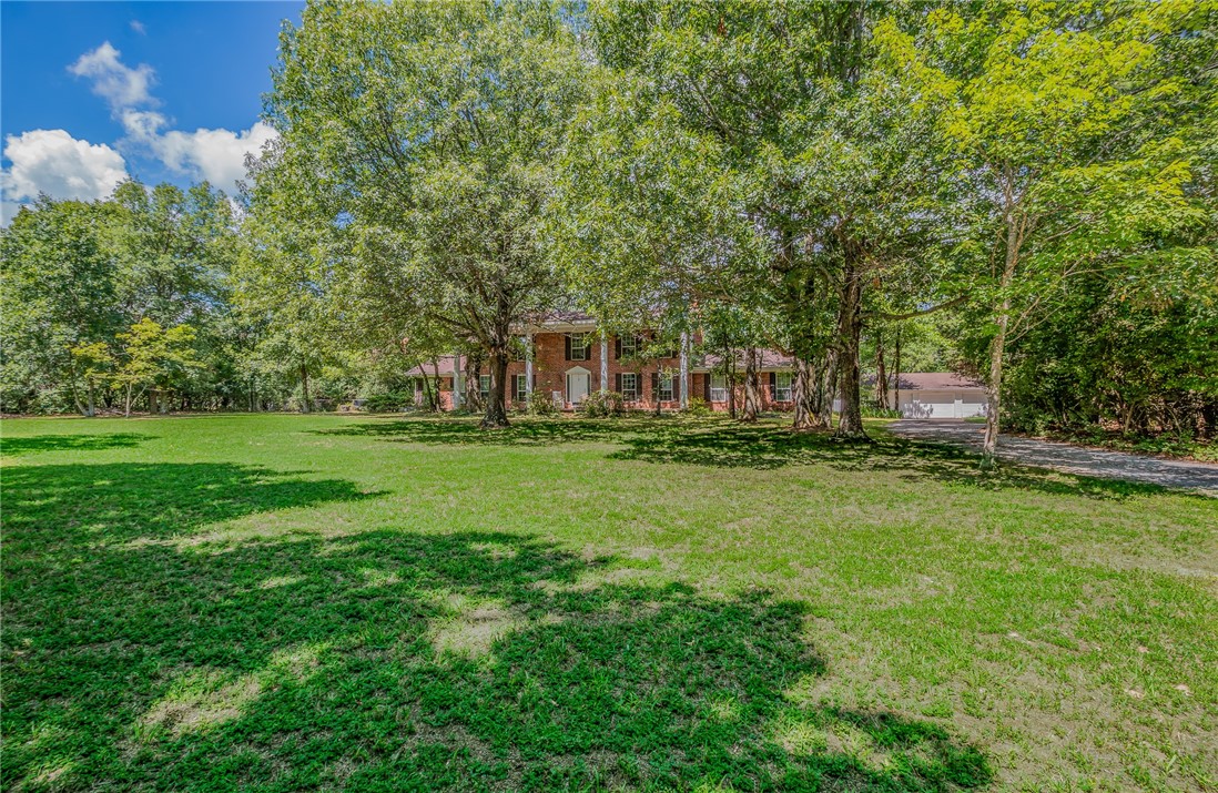 Sherwood Forest Estates - Residential