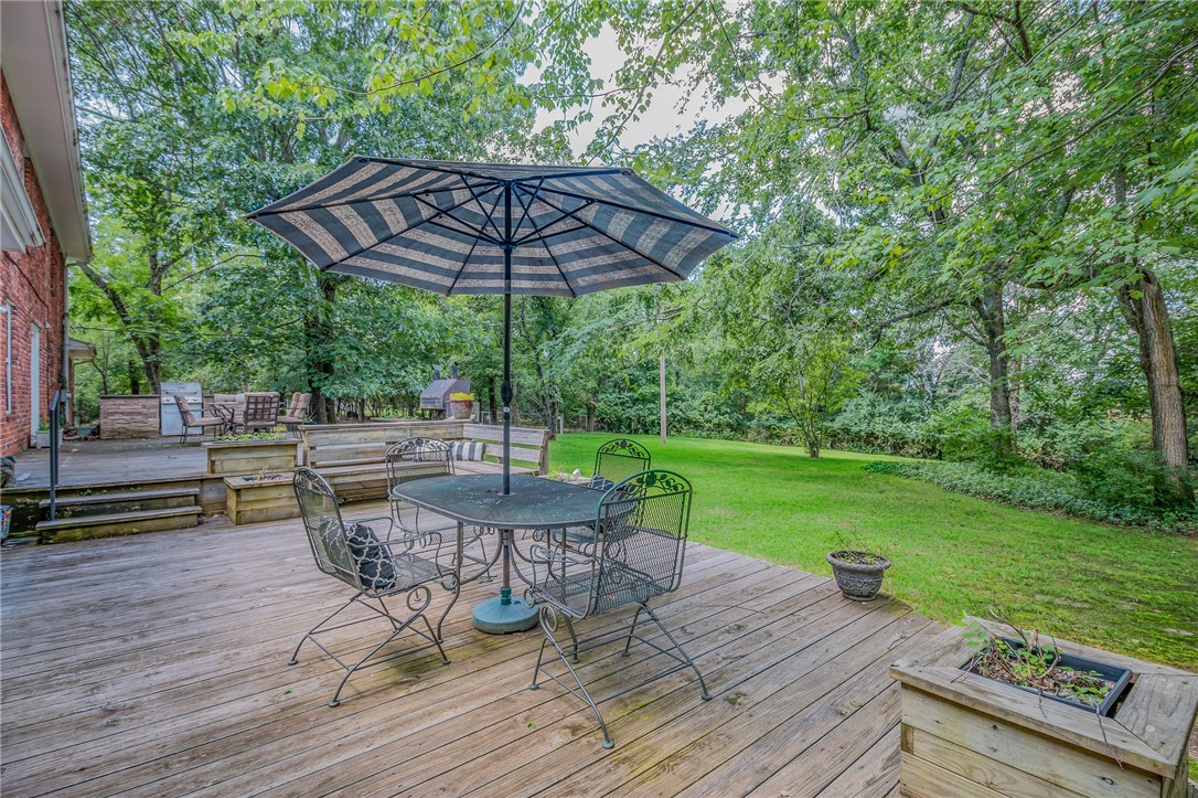 Sherwood Forest Estates - Residential