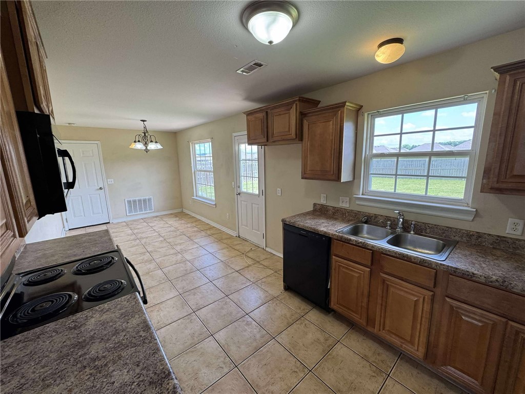 Stokenbury Farms Sub - Residential Lease
