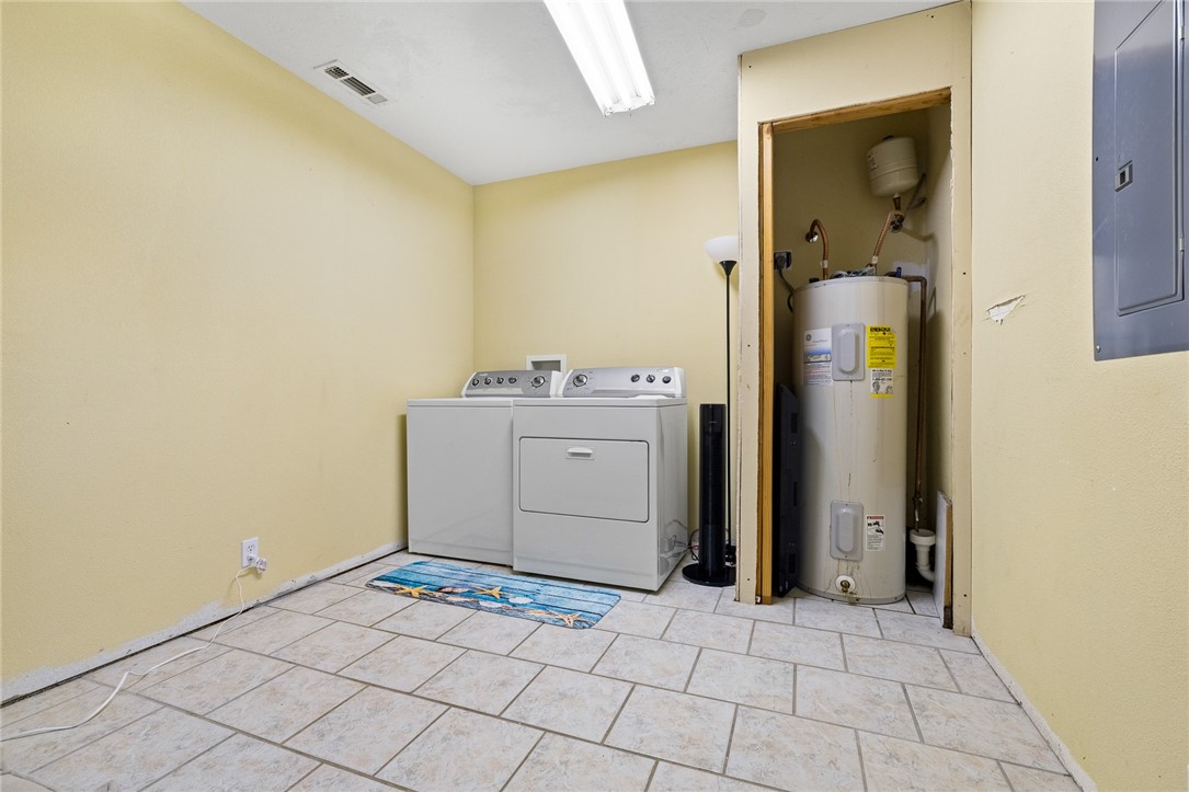 Country Club Hills - Residential