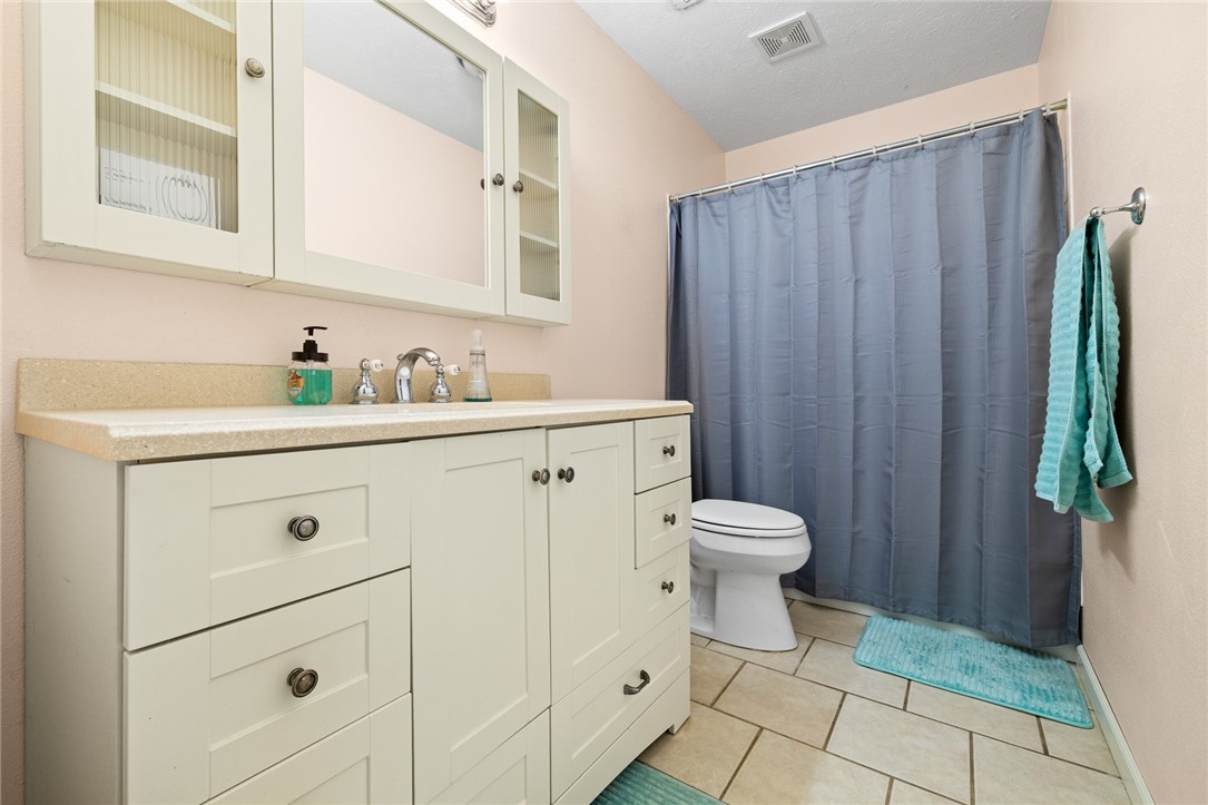 Country Club Hills - Residential