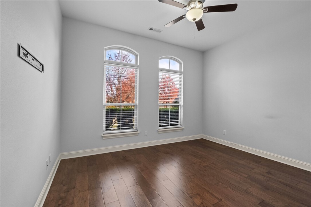 Central Park - Residential