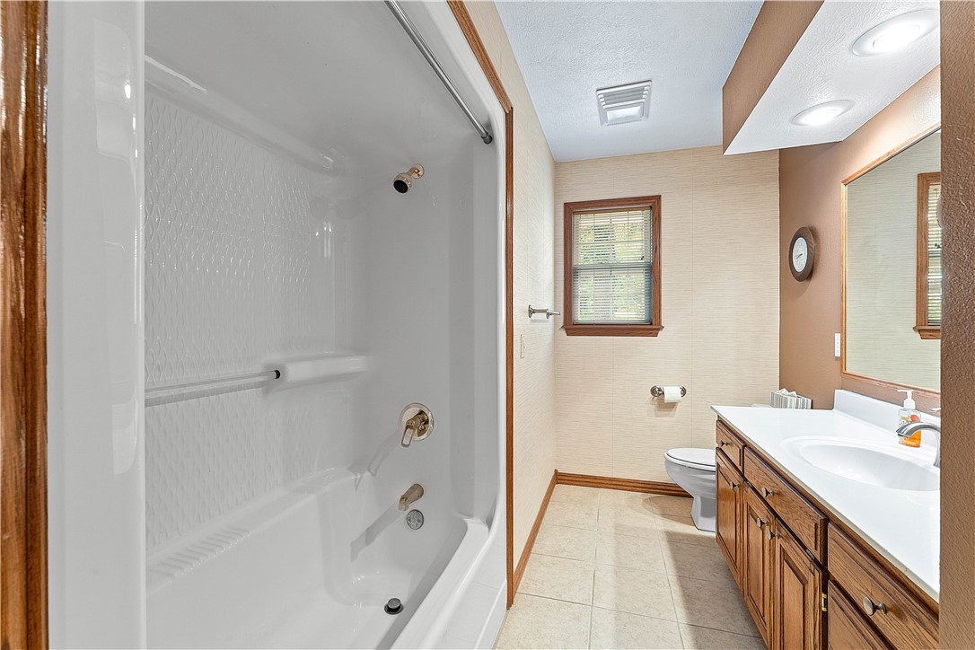 Unit 8 Holiday Island - Residential