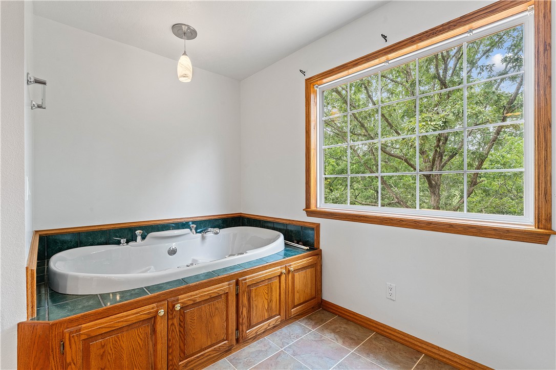 Unit 8 Holiday Island - Residential