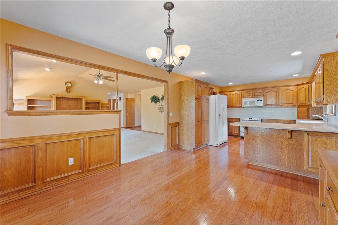 Unit 8 Holiday Island - Residential
