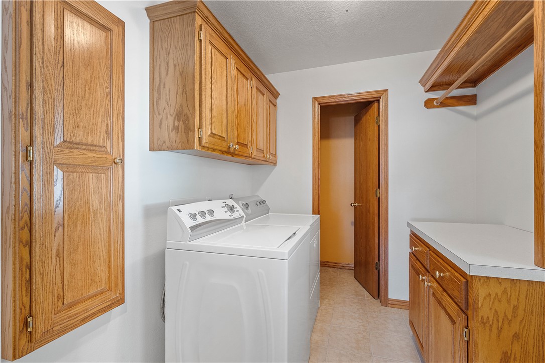 Unit 8 Holiday Island - Residential