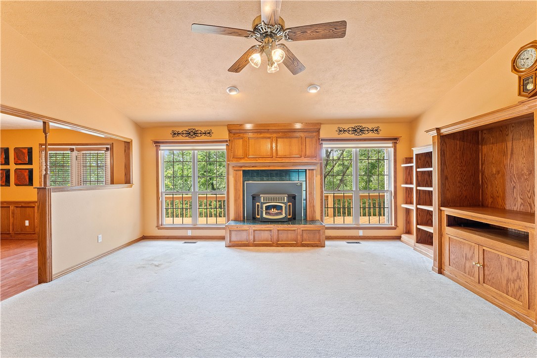 Unit 8 Holiday Island - Residential