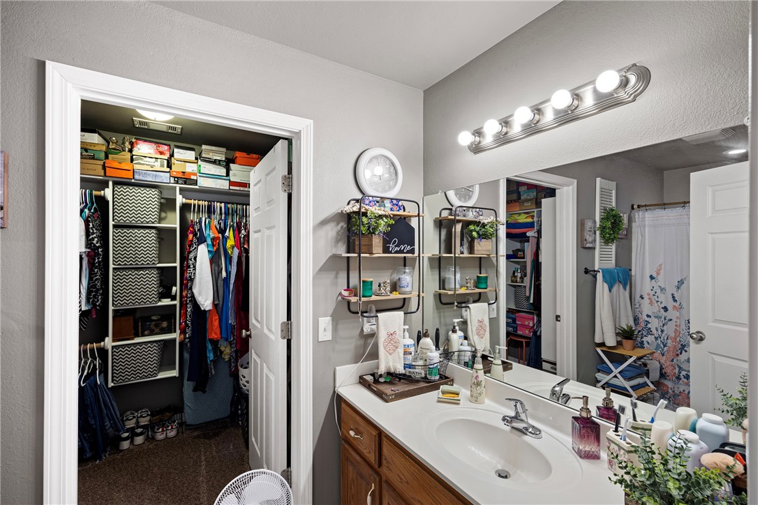 Oak Forest Ph Iv - Residential