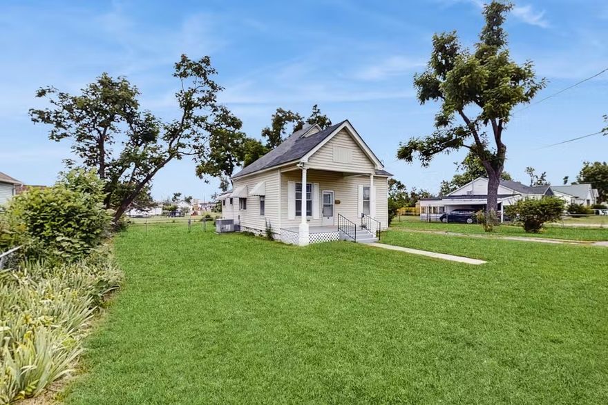 Rare find in downtown Rogers. Zoned Residential/Office. Great location just off Walnut and on .32 acres. Roof replaced in 2022 and repaired after the 2024 storm. HVAC ~10 years old. Electrical (service and new wiring) 2023. Plumbing and gas lines replaced 2023. New bathroom 2023. Paint, flooring, fixtures, granite, cabinets, appliances also 2023. Refrigerator, Washer & Dryer convey with the home. Furniture is negotiable.