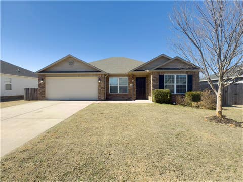 Photo of 741 Morningside Drive, Centerton, AR 72719 (MLS # 1352325)